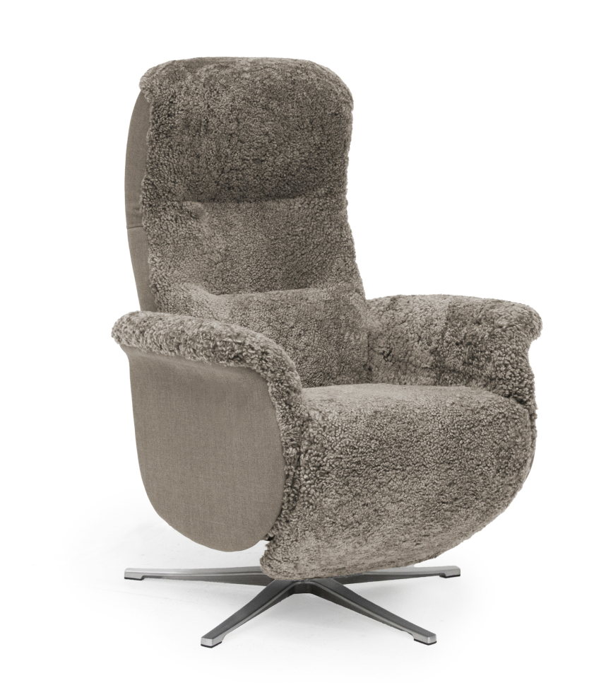 LIV Fåtölj inklusive pall Fårskinn Brun. Manuell.