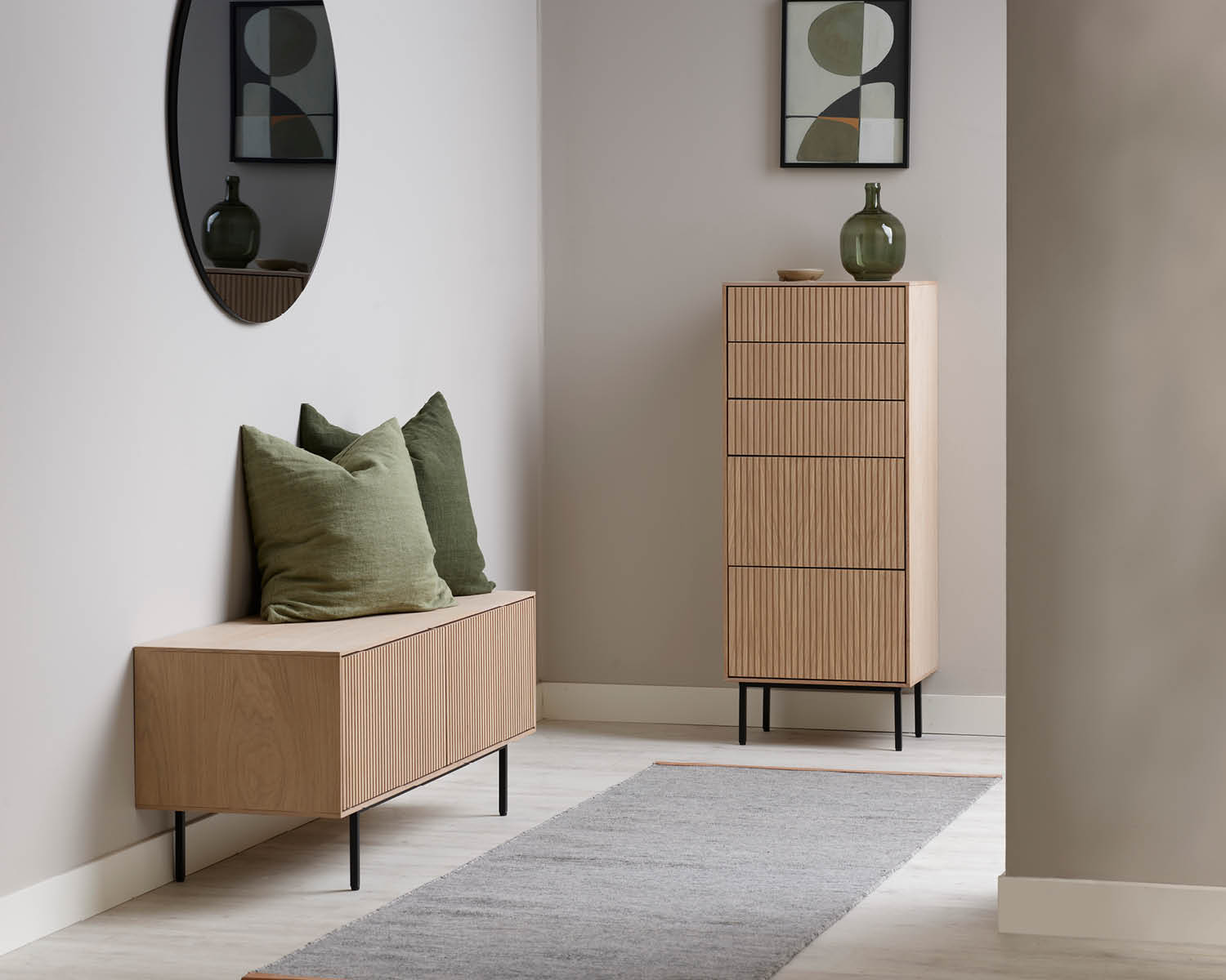 en hall med förvaring